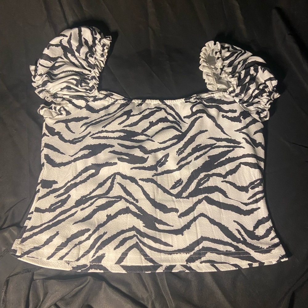 Zebra Top - Picture 3 of 3